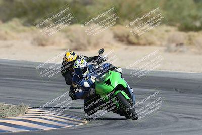 media/Nov-16-2025-Race Pace (Sun) [[8c5fa54630]]/Non Verified Riders (1st 20 Minutes)/2-Turn 10 (1010am)/